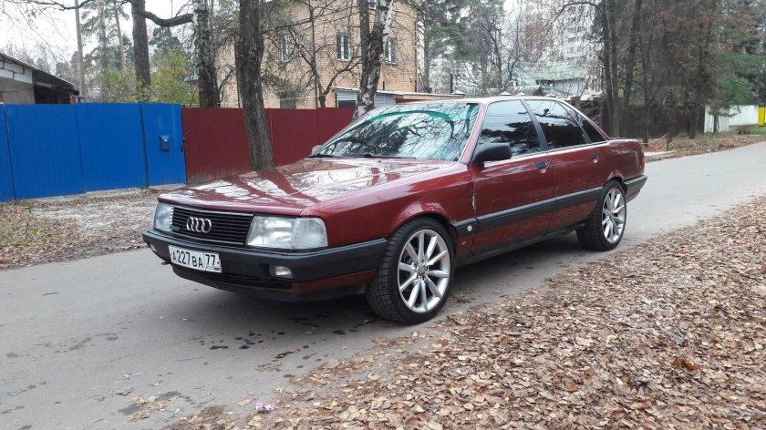 Ауди 100 кватро