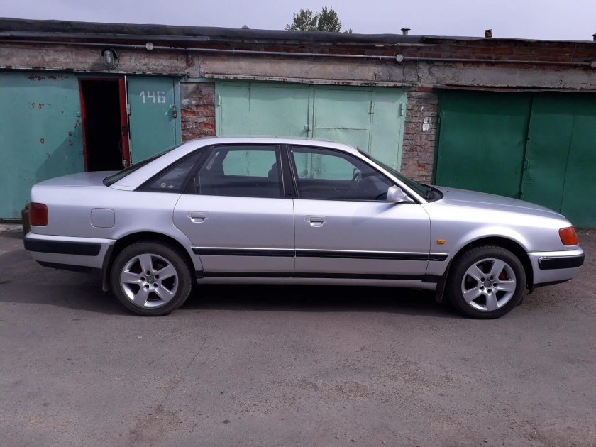 Ауди 100 на штампах