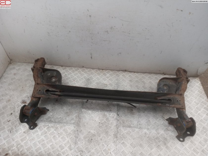 Подрамник Шкода Октавия а7