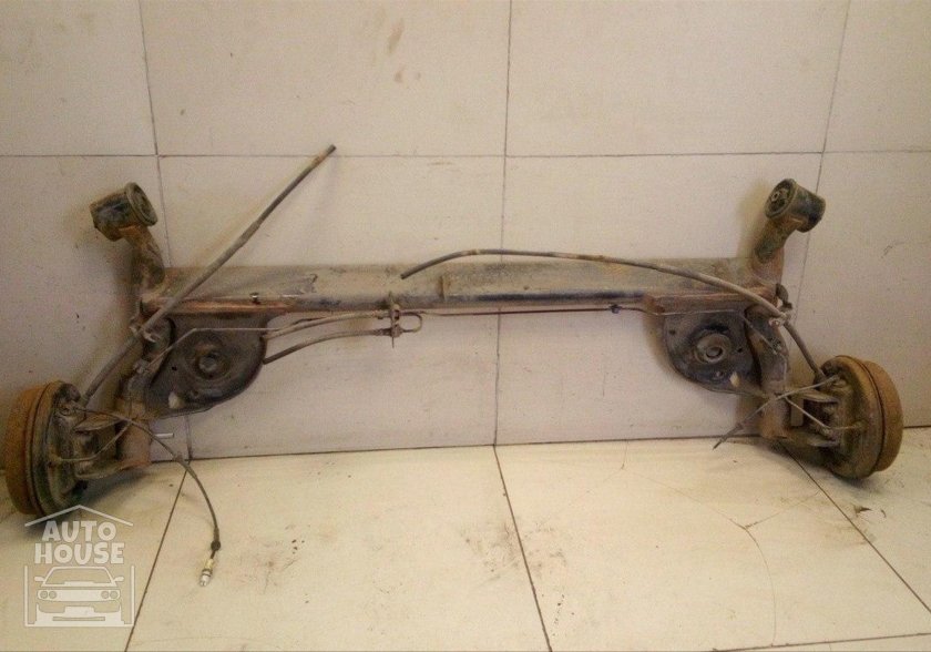 Балка Рено Логан 1