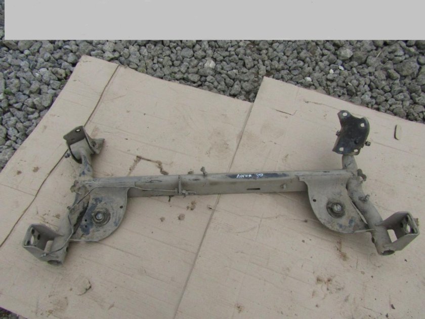 Задняя балка Рено Логан 2