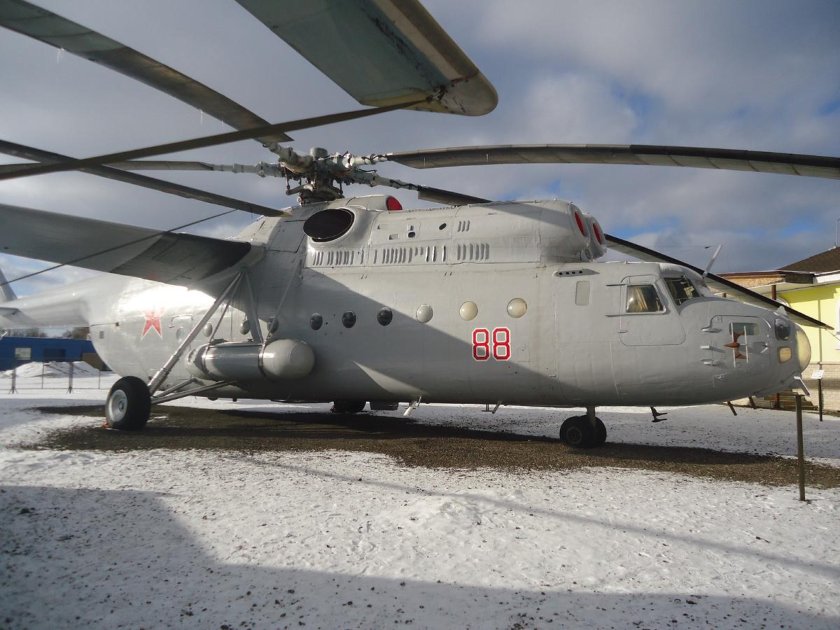 Вертолет ми 4