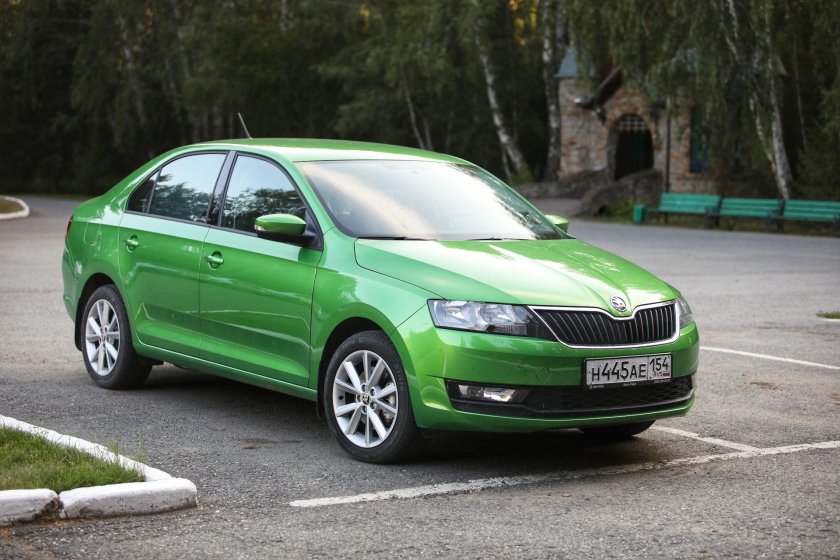 Шкода Рапид 1