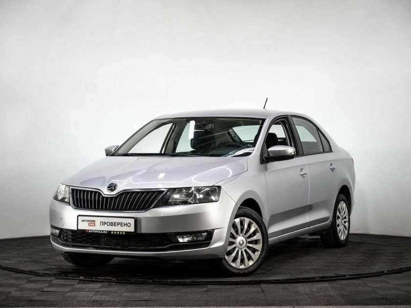 Шкода рапид 2018 года