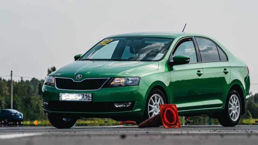 Шкода Рапид 2007