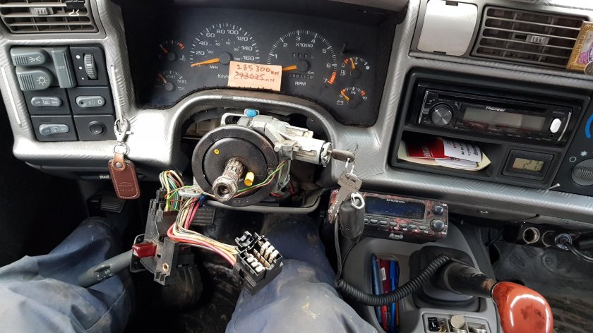 Приборка Chevrolet Blazer s10