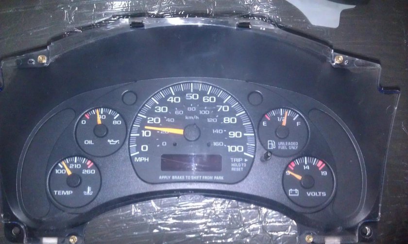 Приборная панель Chevrolet Express