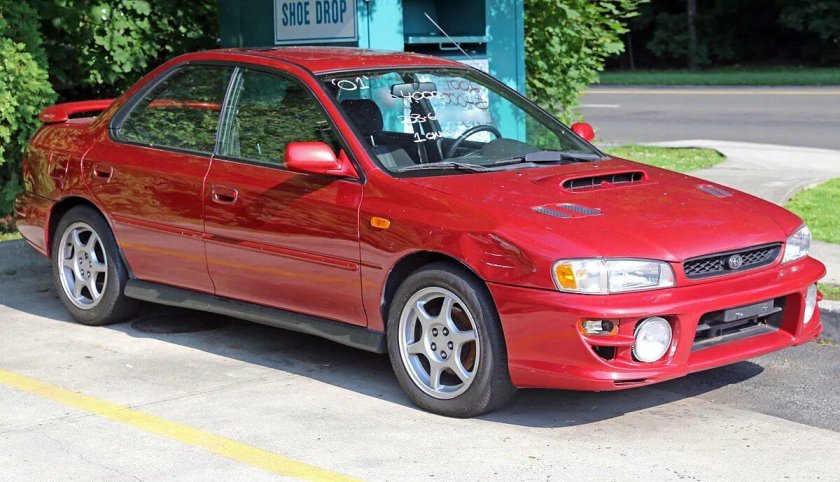 Субару Импреза 1 поколения