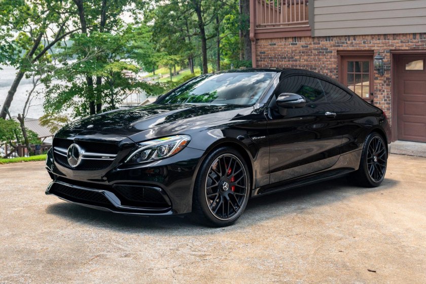Mercedes amg c 63 s coupe