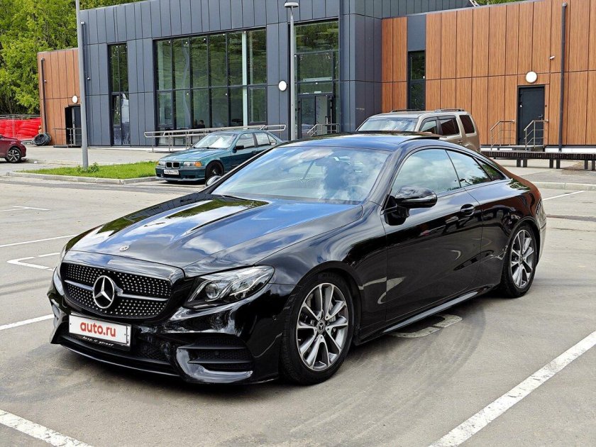 Mercedes benz e class coupe