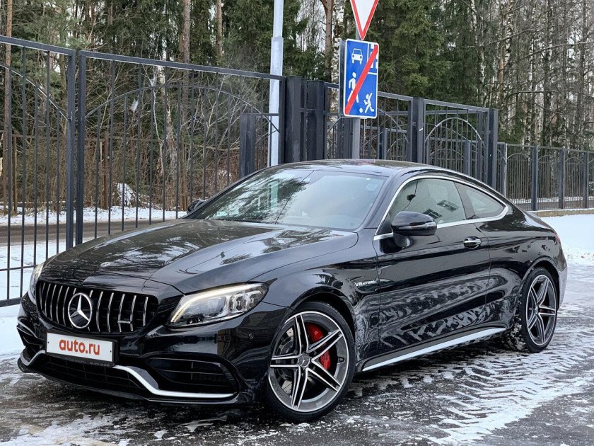 Мерседес с63 АМГ купе