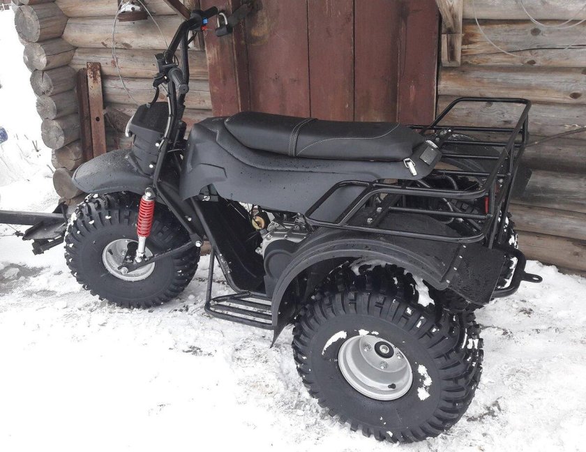 Мотовездеход "Атаман трайк"