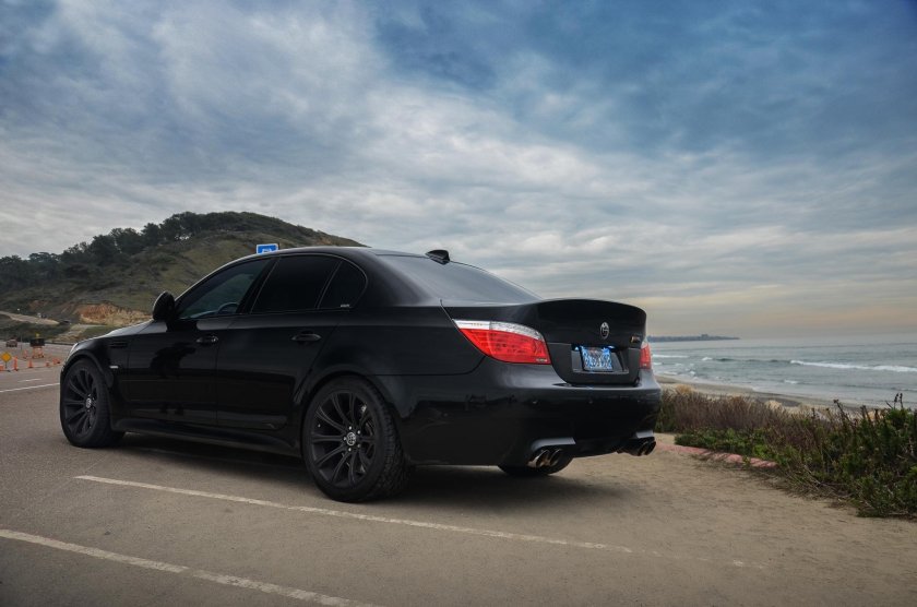 BMW m5 e60 Black