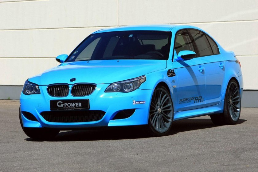 BMW m5 e60 Blue