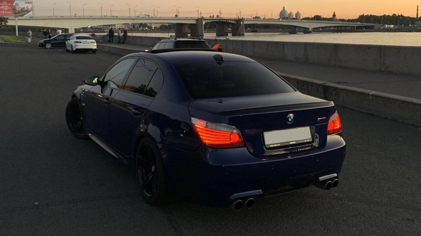Бмв v10 m5 e60