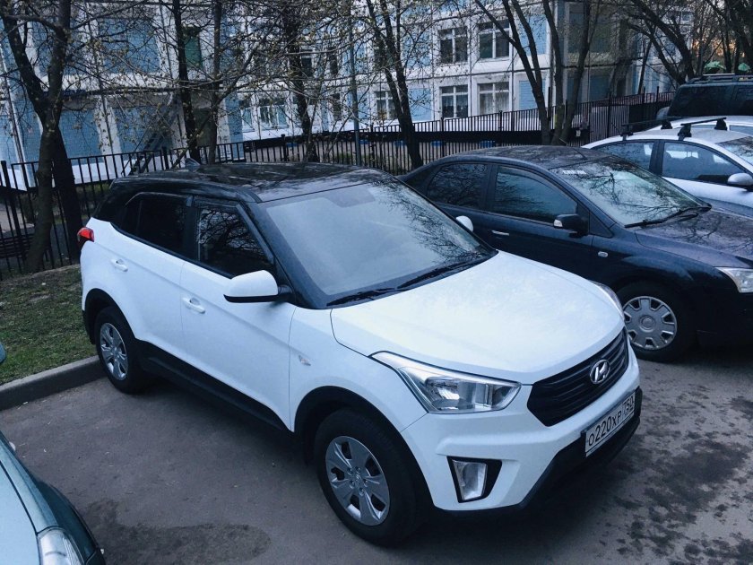 Hyundai Creta белая с черной крышей