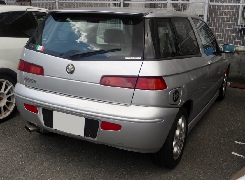 Альфа Ромео 145 1999