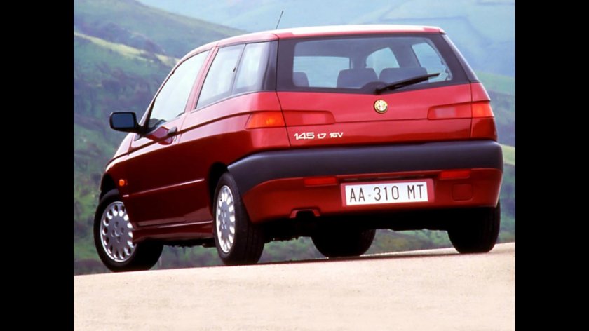 Alfa Romeo 145