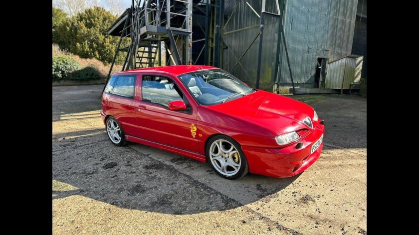 Альфа ромео 145