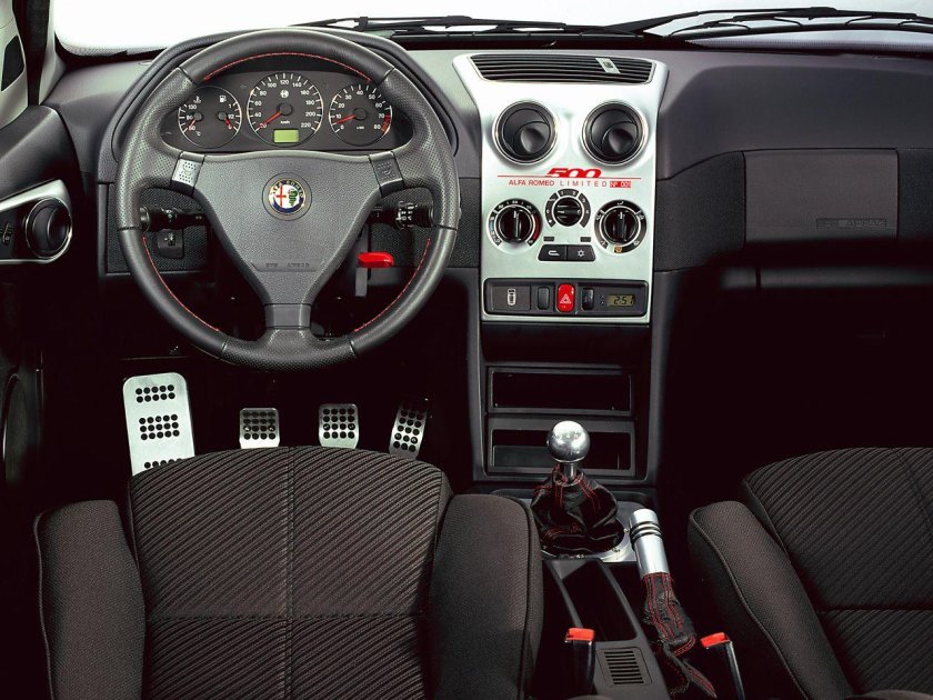 Alfa Romeo 145