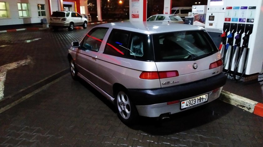 Alfa Romeo 145