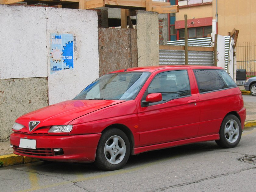 Alfa Romeo 145