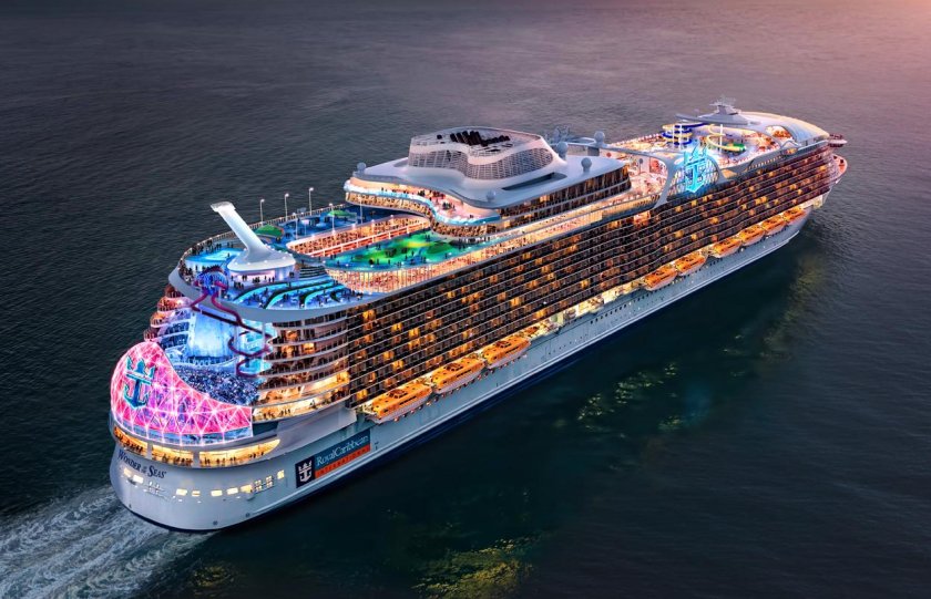 Круизный лайнер Аллюр