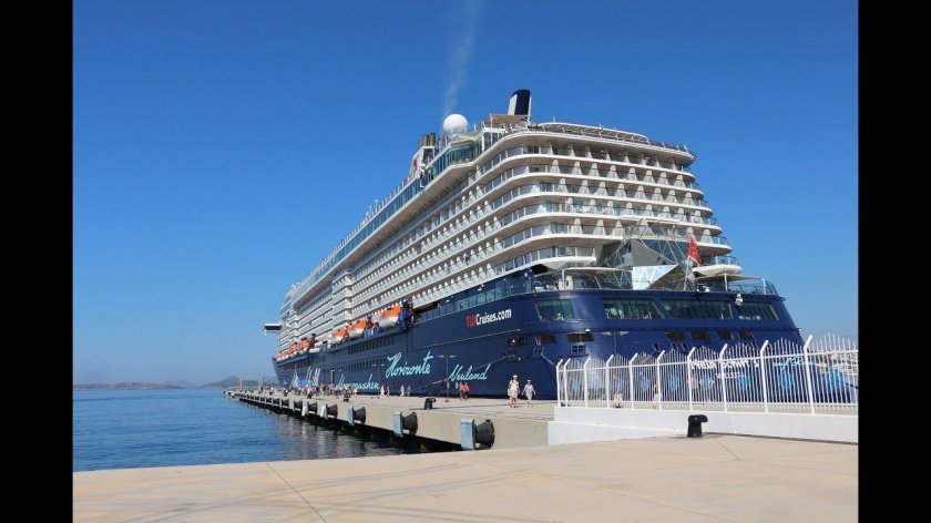 Океанский лайнер Mein Schiff 3