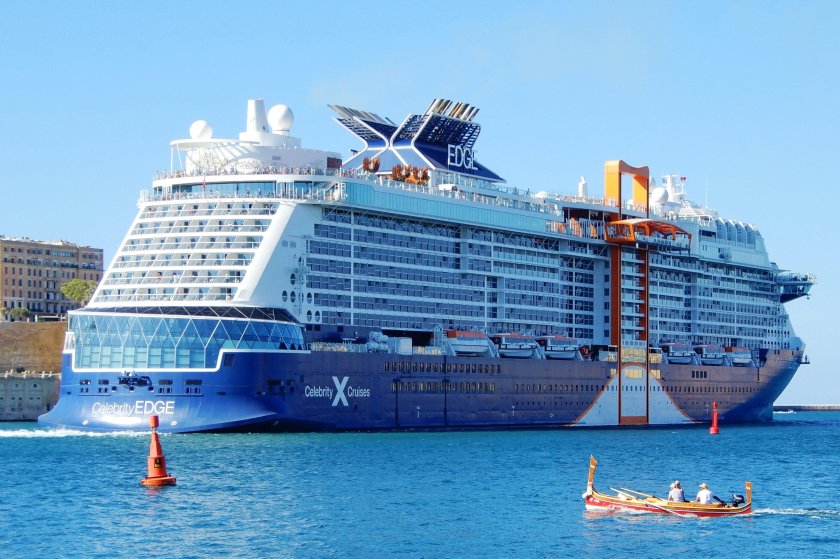 Круизный лайнер Посейдон