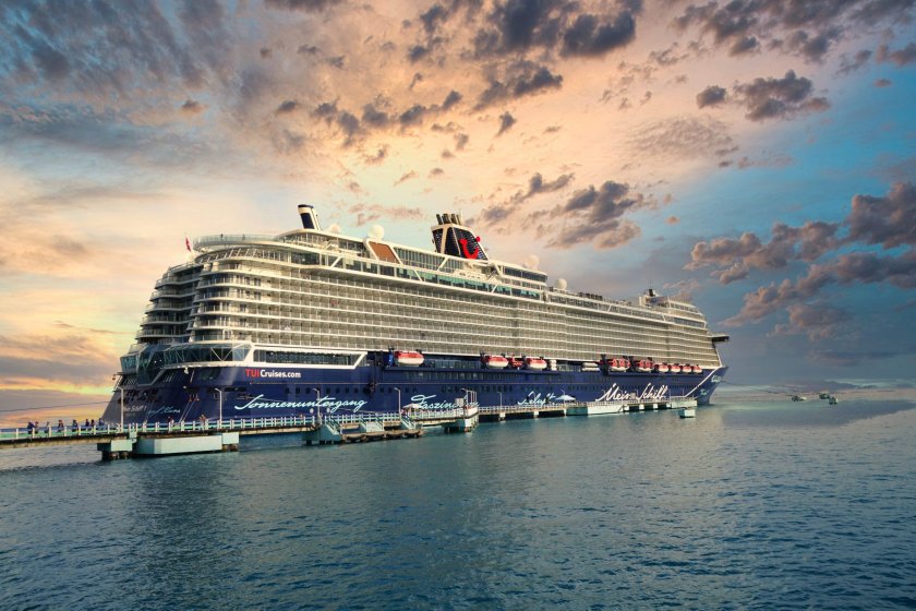 Лайнер Mein Schiff