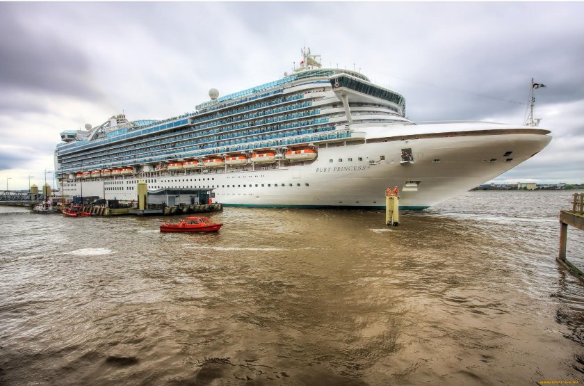 Лайнер с Пристани