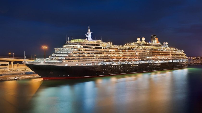 Круизный лайнер Королева Виктория