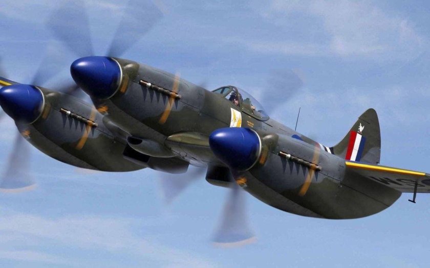 Спитфайр истребитель