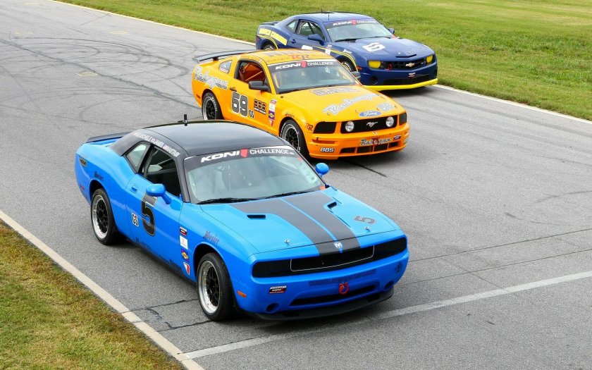 Форд Мустанг Челленджер