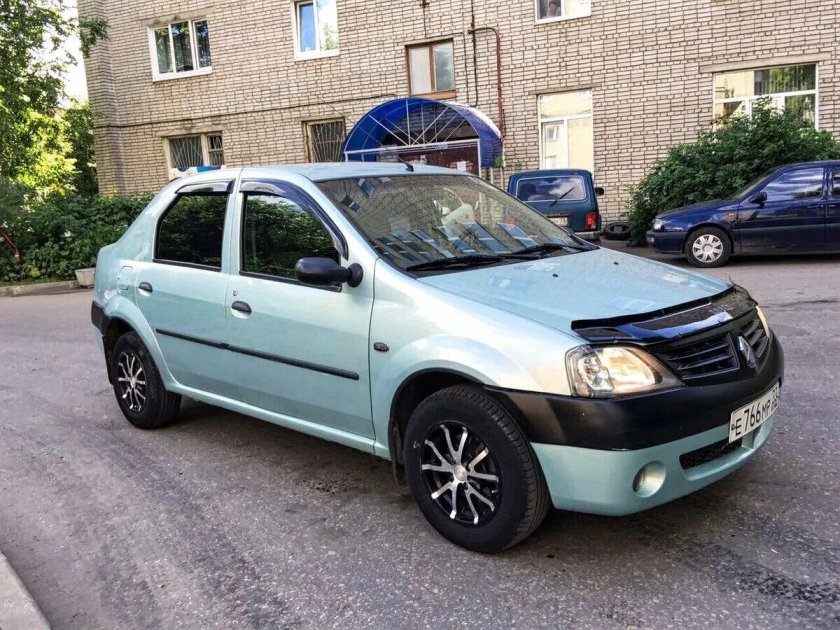 Logan f98 Vert Opaline