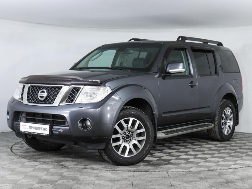 Ниссан Патфайндер 2011 г серо-голубой