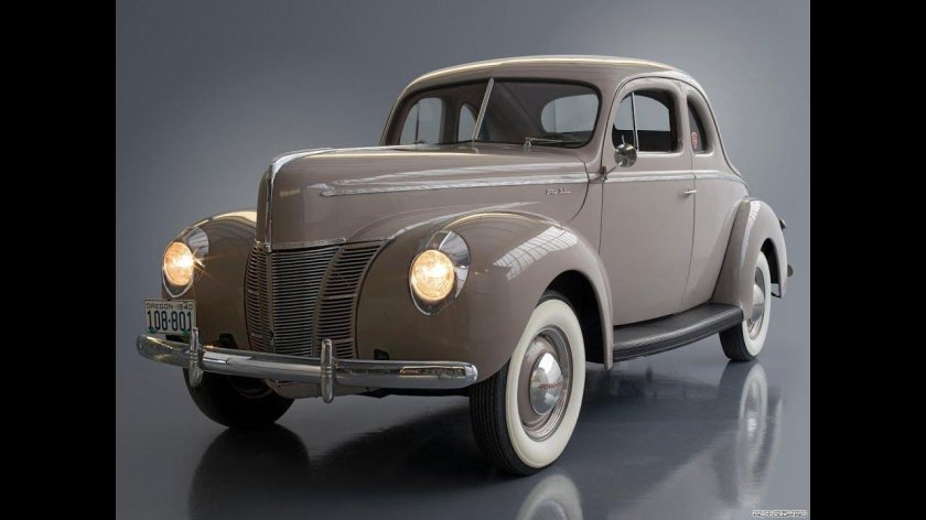 1940 Ford v8 Deluxe 5-Window Coupe