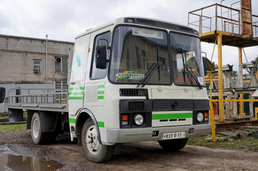 ПАЗ 3205 бортовой внутризаводской