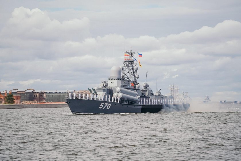 Перекоп корабль в Кронштадте