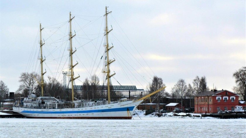 Парусник мир