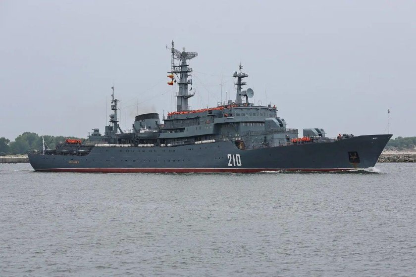 Смольный корабль Балтийского флота