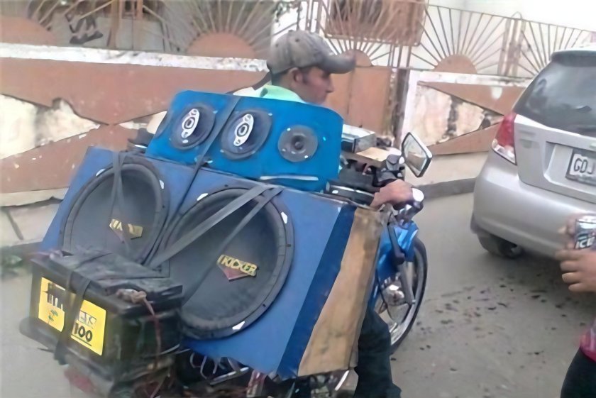 Мотоцикл с автозвуком