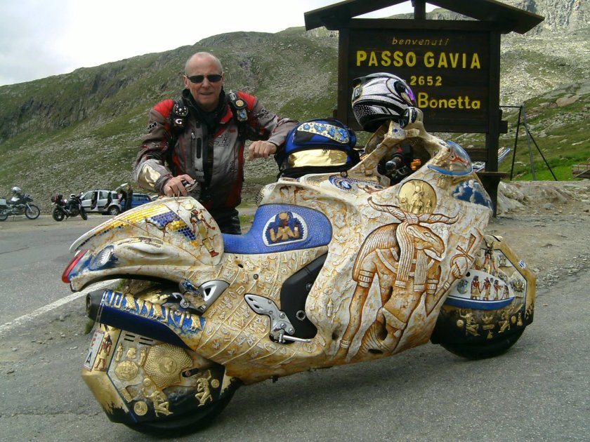 Сузуки Хаябуса байкер