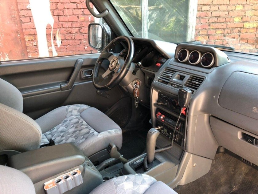 Mitsubishi Pajero 2 салон