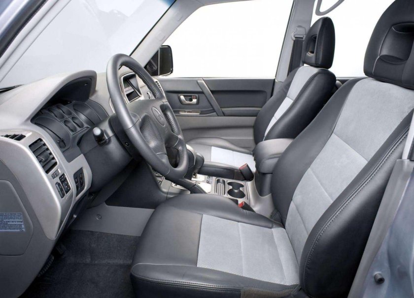 Паджеро 3 салон