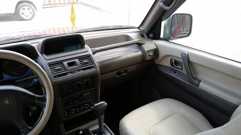 Mitsubishi Pajero 2 салон
