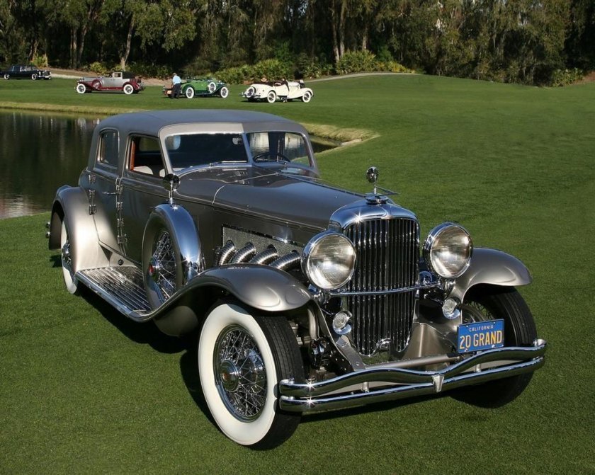 Duesenberg SJ Arlington Torpedo sedan 1933