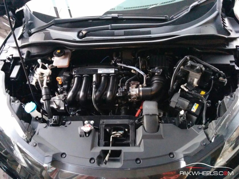 Мотор Honda Vezel