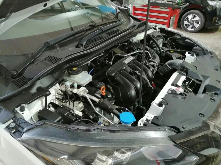 Мотор Honda Vezel