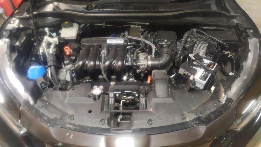 Honda fit 2014 под капотом